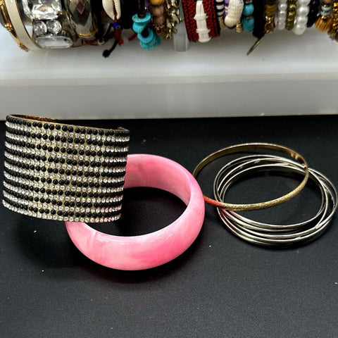 Eclectic Costume Jewelry Bracelet Lot 25+ Pcs Cuff Bangle Beaded Chiefs Boho