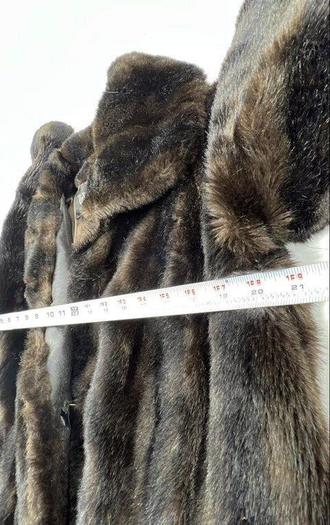 Woolf Brothers Vintage 70s Women's Brown Faux Fur Coat Grandella II