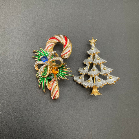 Vintage Christmas Holiday Brooch Pin Lot of 10 Santa Trees Sleigh LCI Signed