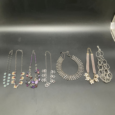 Fashion Costume Jewelry Lot of 7 Statement Necklaces Silver Gold Tone Mixed