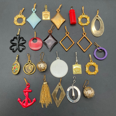 Vintage Zipper Pull Charms Lot of 24 Gold Tone Resin Nautical Crest Jewelry
