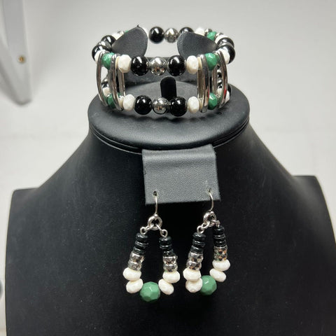 10 Costume Jewelry Sets Lot