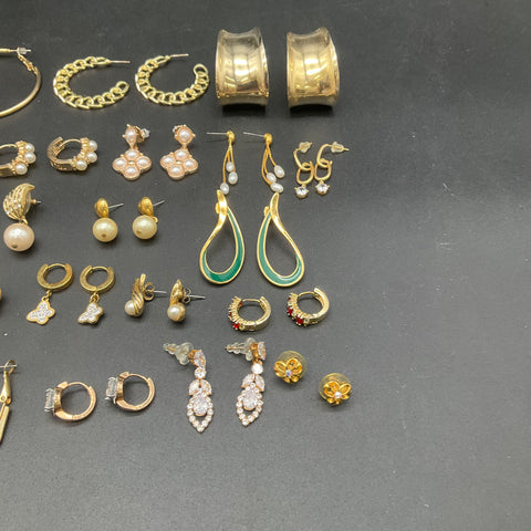 Vintage Gold Tone Costume Jewelry Earrings Lot 23 Pairs Hoops Studs Pearl CZ