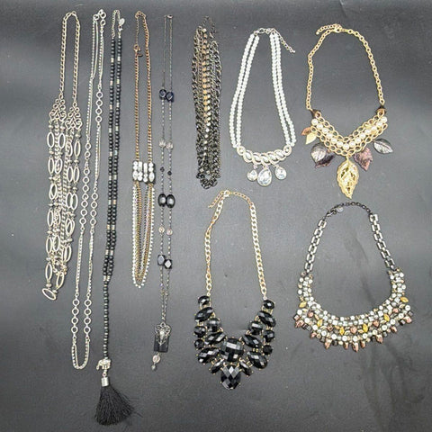 Mixed Costume Jewelry Necklace Lot of 9 Statement Bib Beaded Gold Silver Tone