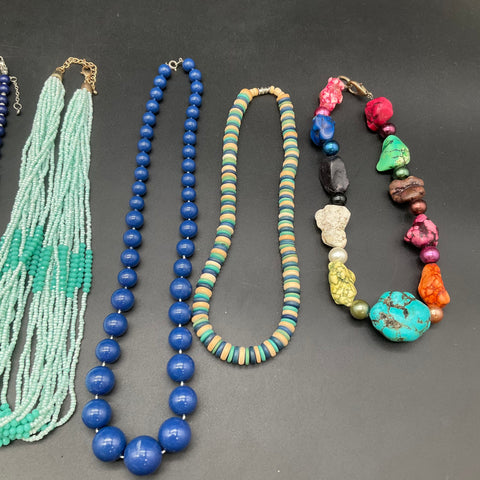 Mixed Fashion Costume Jewelry Lot 8 Necklaces Beaded Shell Floral Silver Tone