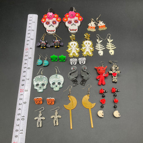 Halloween Spooky Costume Jewelry Lot 16 Pairs Earrings Skulls Skeletons Bats