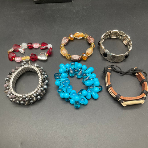 Wearable Jewelry Lot 14 Beaded Stretch Bracelets Bangles Boho Vintage Style