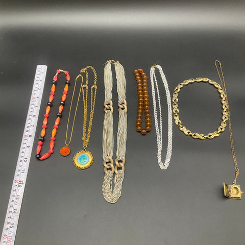 Vintage and Retro Jewelry Lot of 8 Necklaces Locket Reverse Intaglio Beads