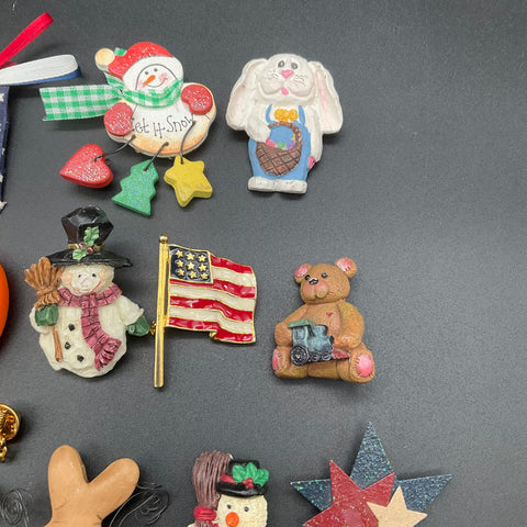 Holiday Novelty Jewelry Pin Lot 25+ Christmas Halloween Patriotic Enamel Resin