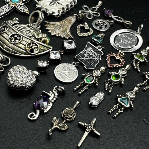 Silver Tone Pendants Jewelry Lot 32 Pcs Hearts Crosses Figures Noah's Ark