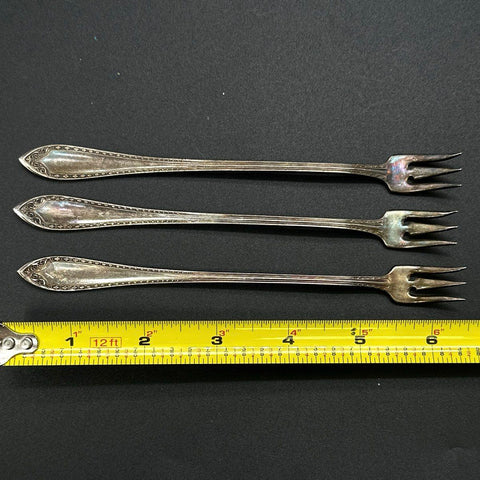 Oneida Community Queen Bess II Silver Plate Seafood Cocktail Forks 3 Piece Set