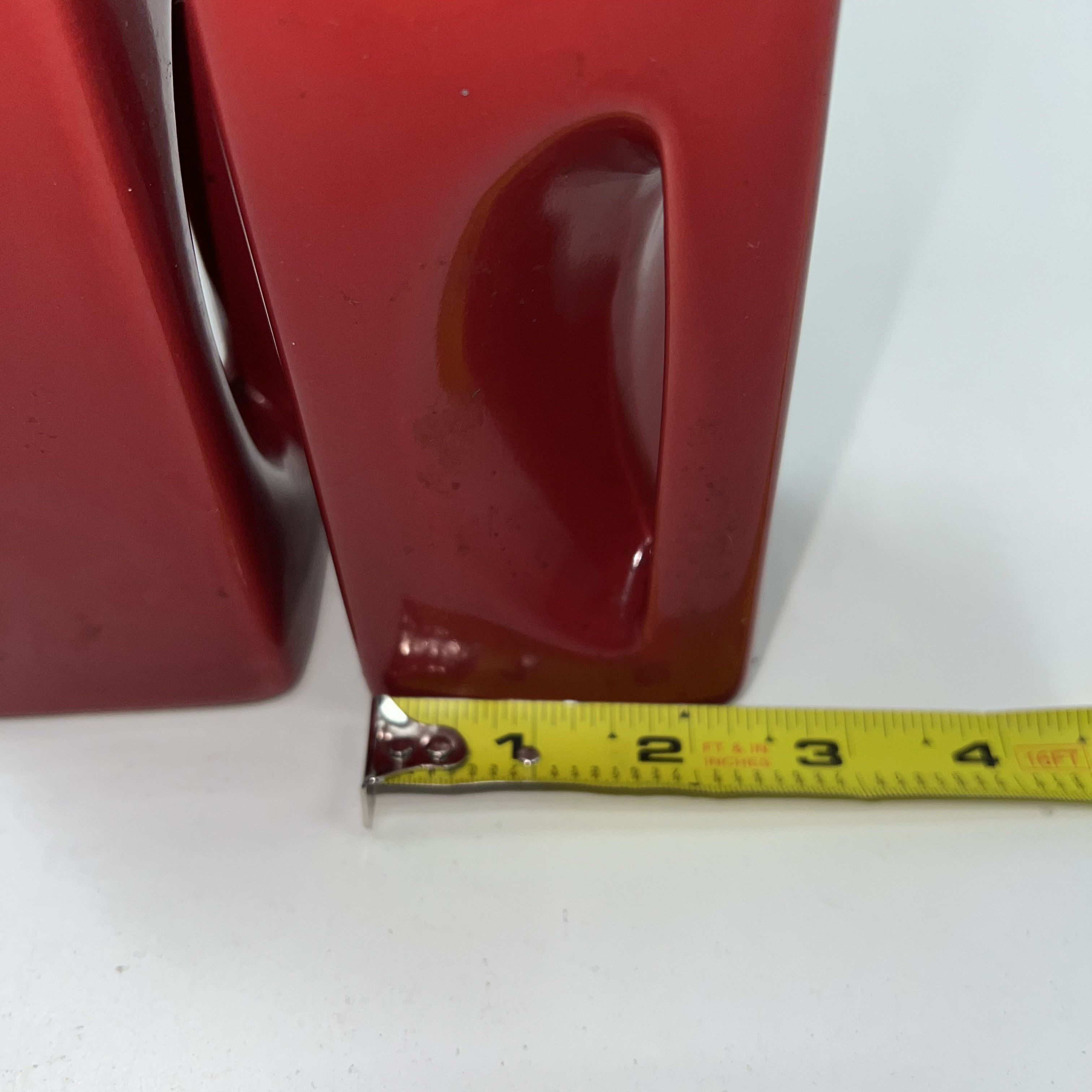 OGGİ Red Ceramic Salt and Pepper Shakers Modernist Design Metal Lids 'S' 'P'