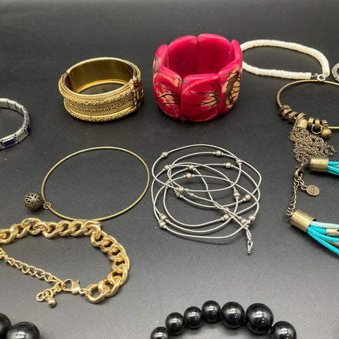 Chico's & Fashion Jewelry Lot 20+ Bracelets Bangles Beaded BOSS Chunky Charms