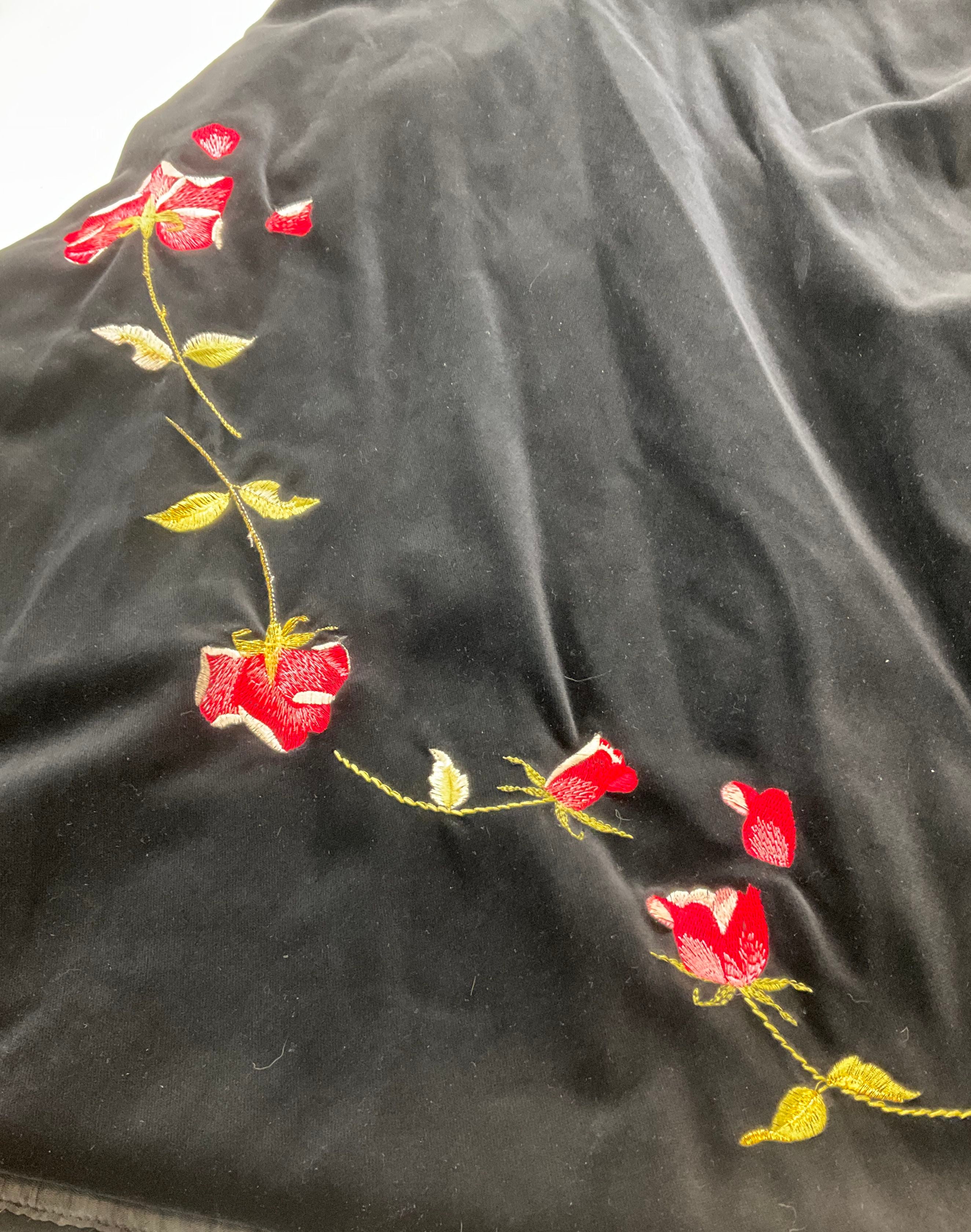 Vintage Baltazar by Mario Baltazar Black Velvet Dress w/ Embroidered Roses Sz 6