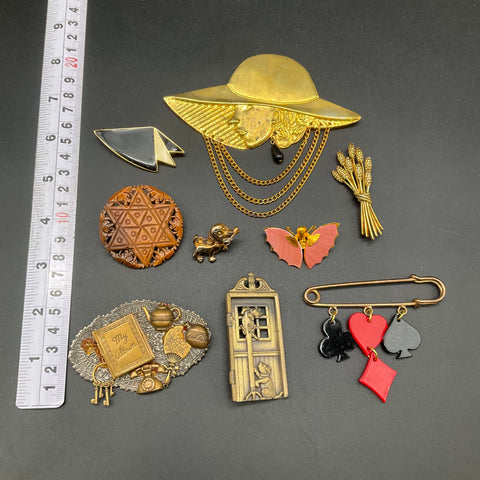 Vintage Costume Jewelry Brooch Lot of 9 Novelty Hat Wheat Butterfly Card Suits