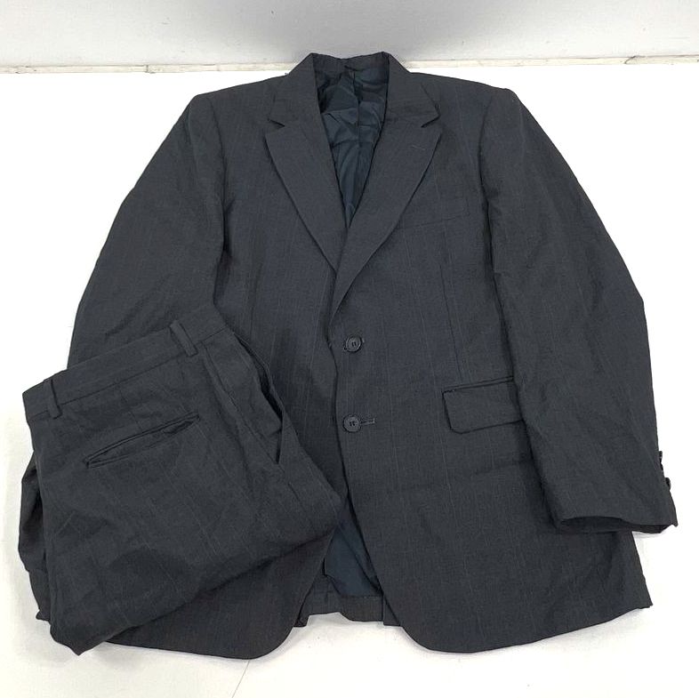 Stafford Charcoal Gray Pinstripe 2-Piece Suit Mens 42R 36x30