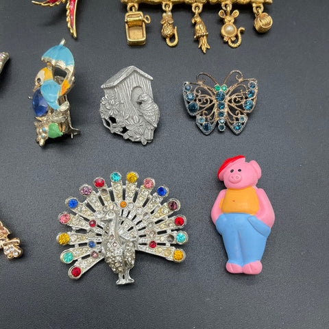 Vintage to Modern Animal Costume Jewelry Lot 15pc Birds Butterflies Cats Pig
