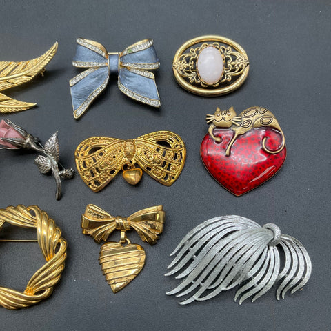 Vintage Costume Jewelry Lot 11 Brooches Trifari Napier Avon Enamel Rhinestone