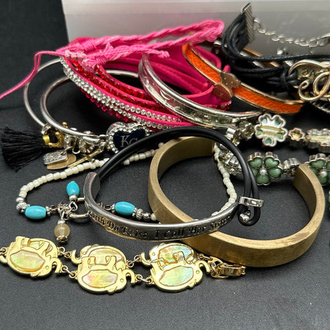Mixed Costume Jewelry Bracelet Lot Vintage to Modern Beaded Bangles Cuffs