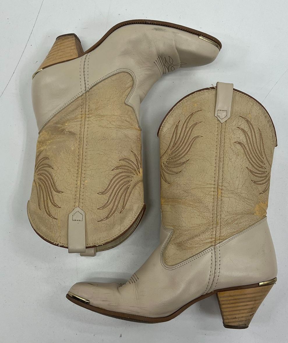Vintage Dingo 42002 Two Tone Leather Western Cowgirl Boots USA Made Size 7.5