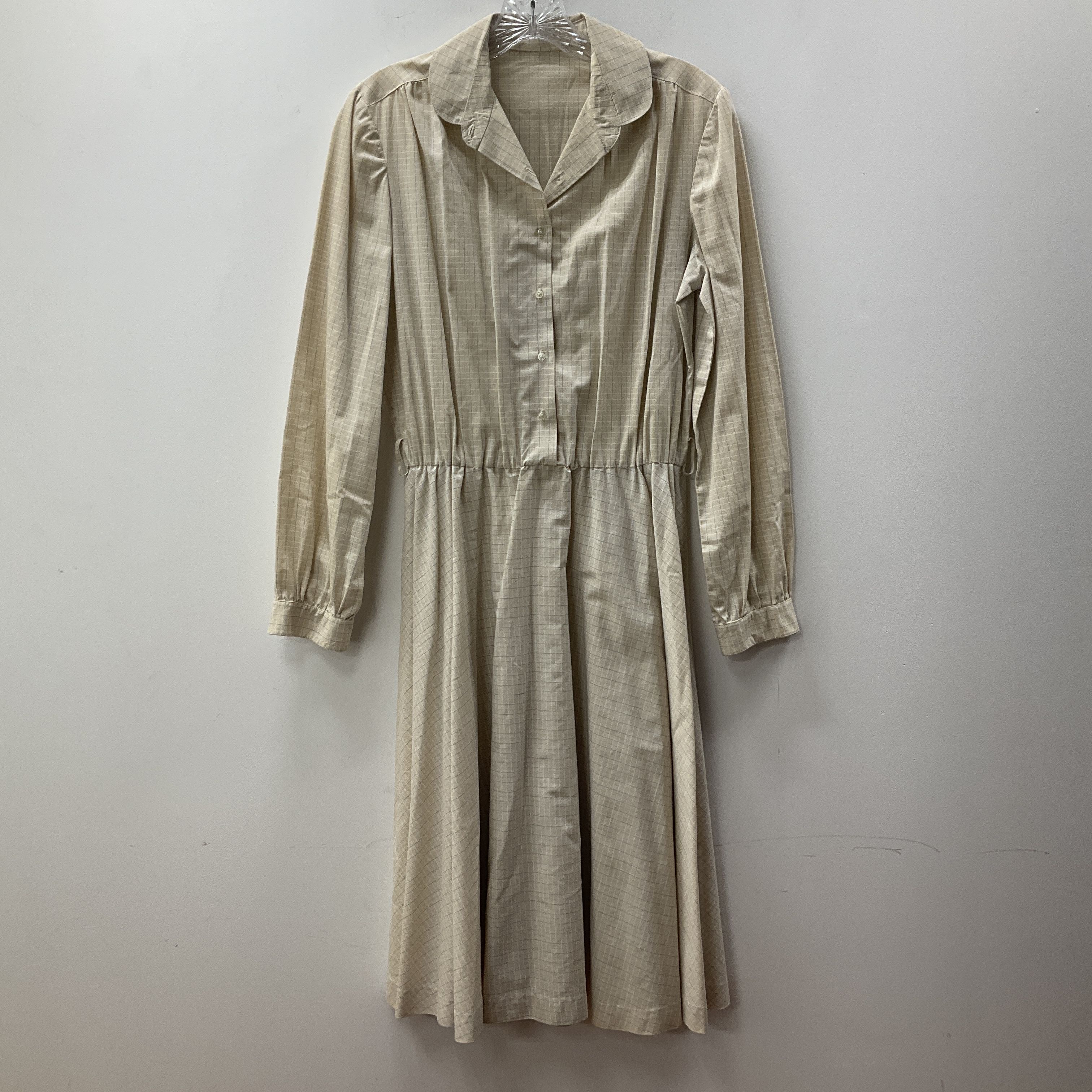 Vintage Women's Handmade Beige Plaid Shirtwaist Dress Size Medium