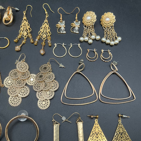 Vintage to Modern Costume Jewelry Earrings Lot 20 Pairs Gold Silver Tone Mixed