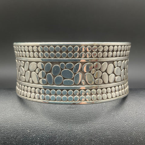 Brighton Silver Tone Pebble Motif Hinged Cuff Bracelet
