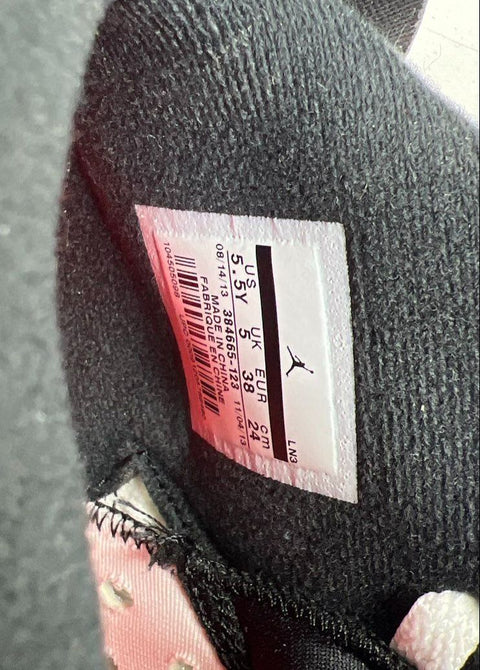 Lot of 2 Jordan Air Jordan 6 Infrared & Air Jordan 1 Royal Blue Size 5.5Y