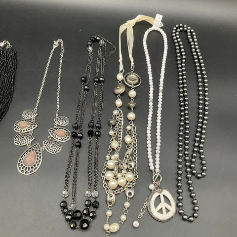 Mixed Costume Jewelry Lot 6 Necklaces Beaded Statement Boho Silver Tone Black
