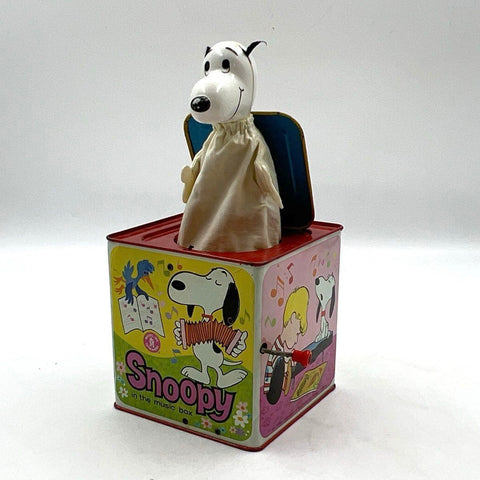 Snoopy Peanuts Mattel Jack in the Box Music Box Vintage 1966 Tested Works