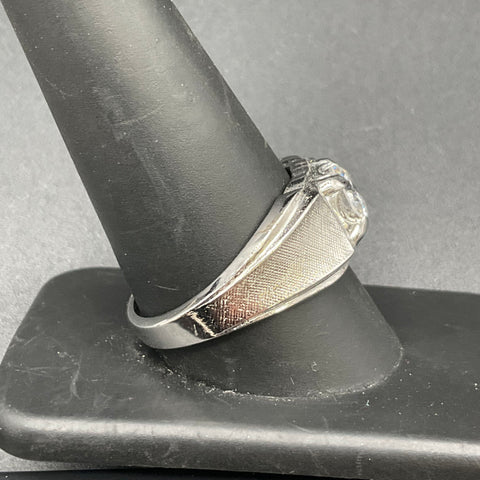 Lind Silver Tone Round Cut Clear Stone Ring Textured Shoulders Size 11