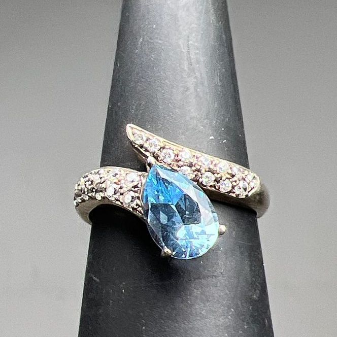 925 Sterling Silver Blue & Clear DQ CZ Ring Size 6