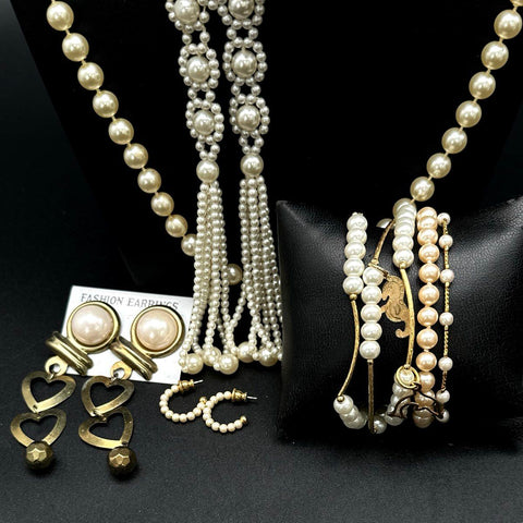 Mixed Faux Pearl Costume Jewelry Lot Necklaces Earrings Bracelets 14 Pieces
