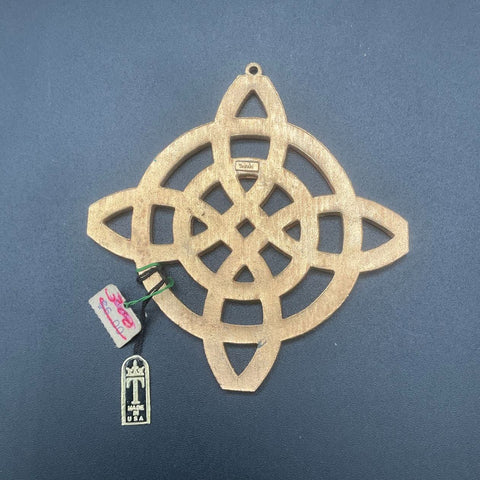 Vintage Crown Trifari Gold Tone Enamel Mod Celtic Knot Pendant Original Hang Tag