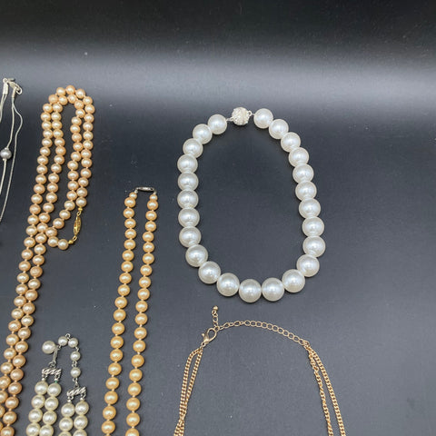 Vintage Faux Pearl Costume Jewelry Lot 12 Necklaces Bracelet Multi-Strand 1.1lb