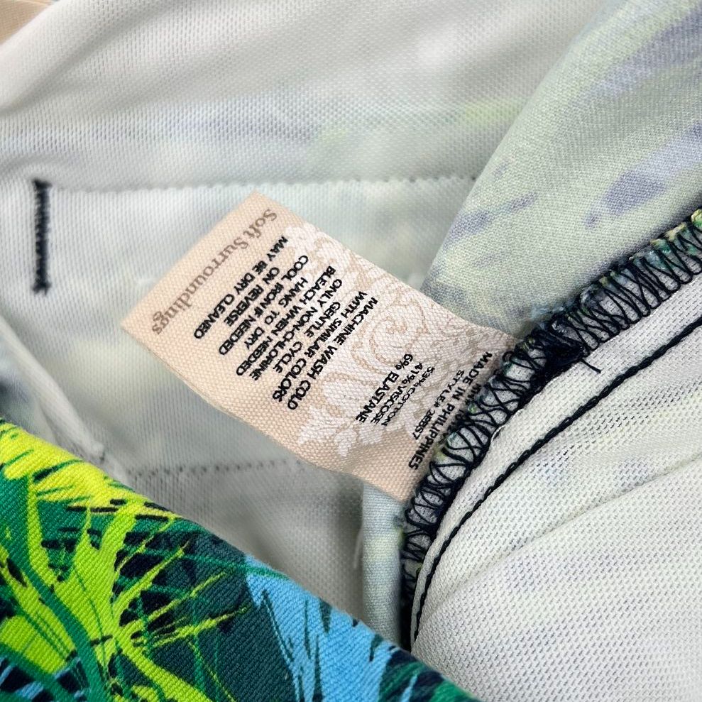 NWOT Women's Soft Surroundings Tropical Green Leaf Print Pants - Size Small