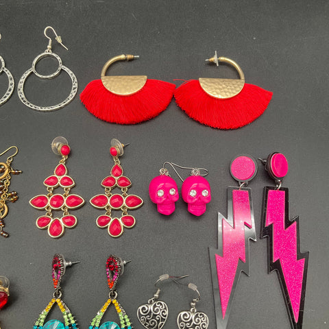 Fashion Costume Jewelry Earring Lot of 16 Pairs Boho Rocker Statement Tassels