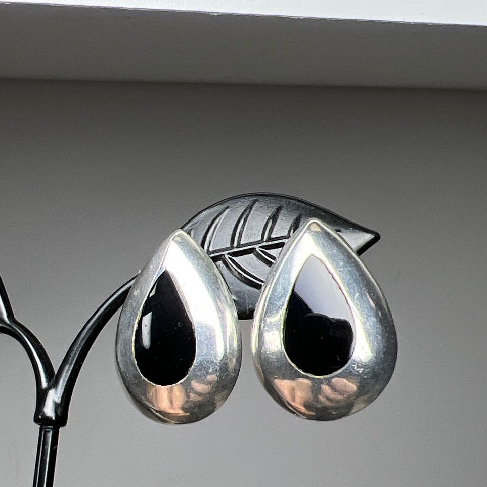 925 Sterling Silver Black Stone Drop Earrings