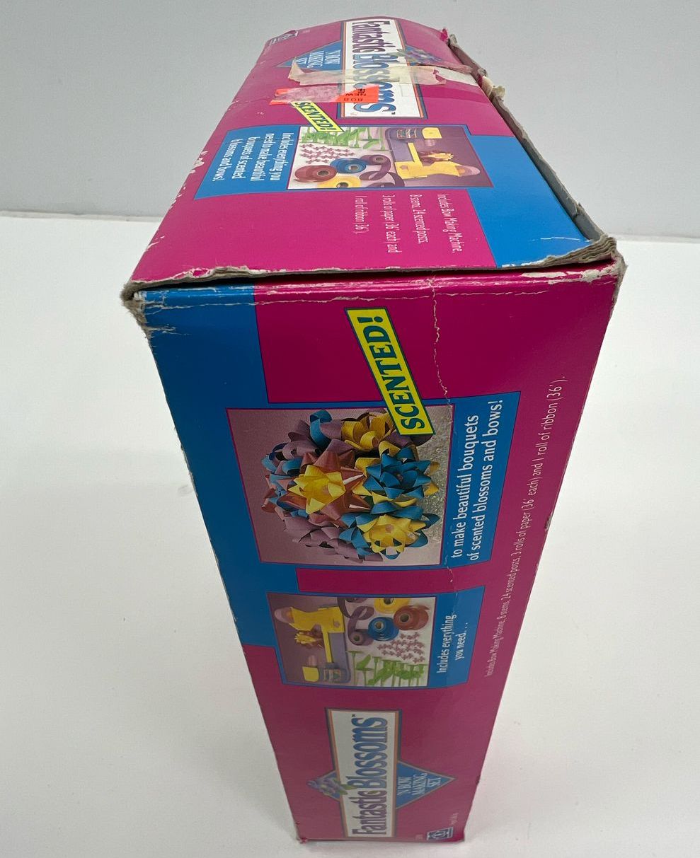 Vintage Hasbro Fantastic Blossoms Bow Making Kit Children's Craft Set IOB