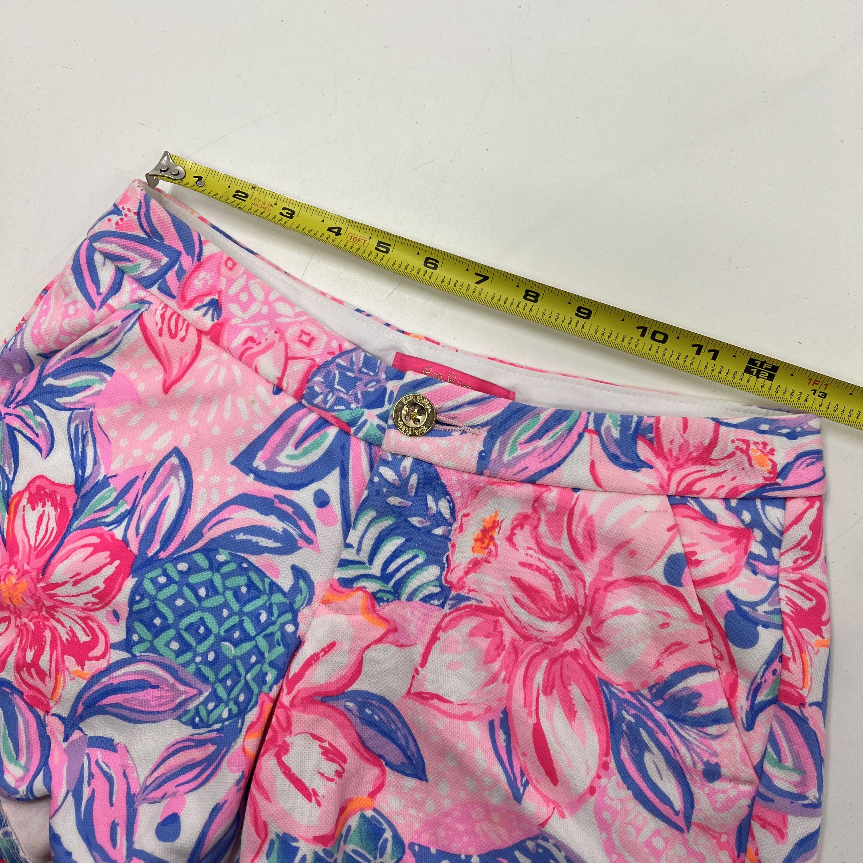 Lilly Pulitzer Buttercup Scalloped Shorts Floral Pineapple Women's Size 00