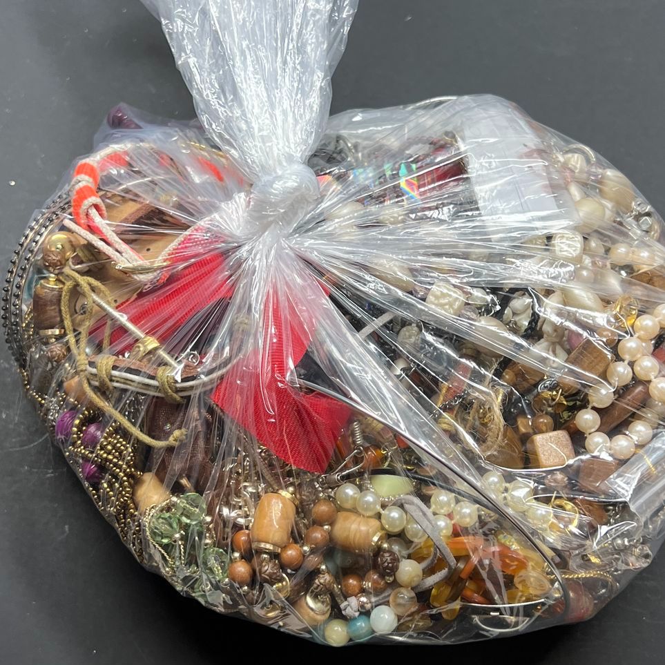5 Lbs Costume Jewelry Grab Bag