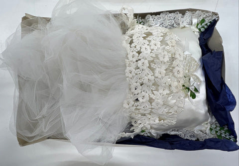 Vintage 80s 90s Wedding Veil with Lace Crown Headpiece and Ring Bearer Pillow