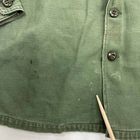 Vintage 60s US Army OD Green OG-107 Cotton Sateen Field Shirt Jacket Mens S