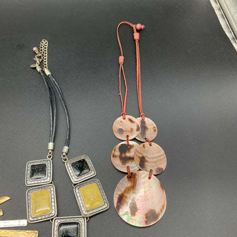 Fashion Jewelry Mixed Styles Statement Necklaces Lot of 7 Gold Silver Tone