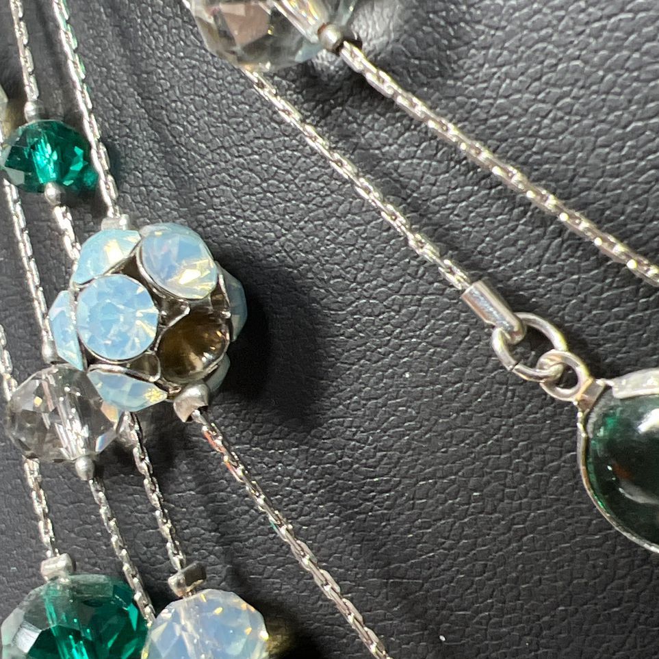 WHBM Multifaceted Green Beaded Multi-strand Necklace