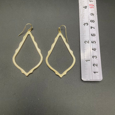 Kendra Scott Gold Tone Mother of Pearl Rayne Tassel Necklace Filigree Earrings