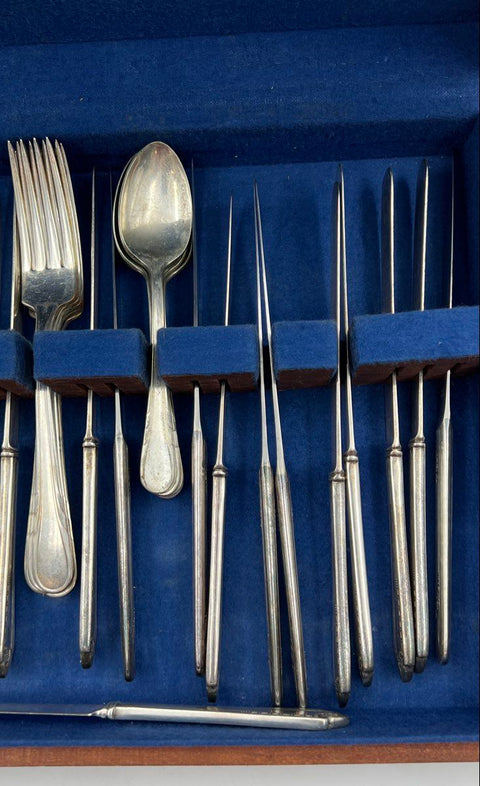 Argyle Silver Plate & Tudor Stainless Flatware Assorted Lot 25pc with Chest