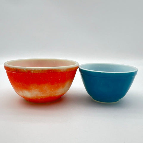 Vintage Pyrex 2 Piece Mixing Bowl Set Primary Blue #401 and Orange #402