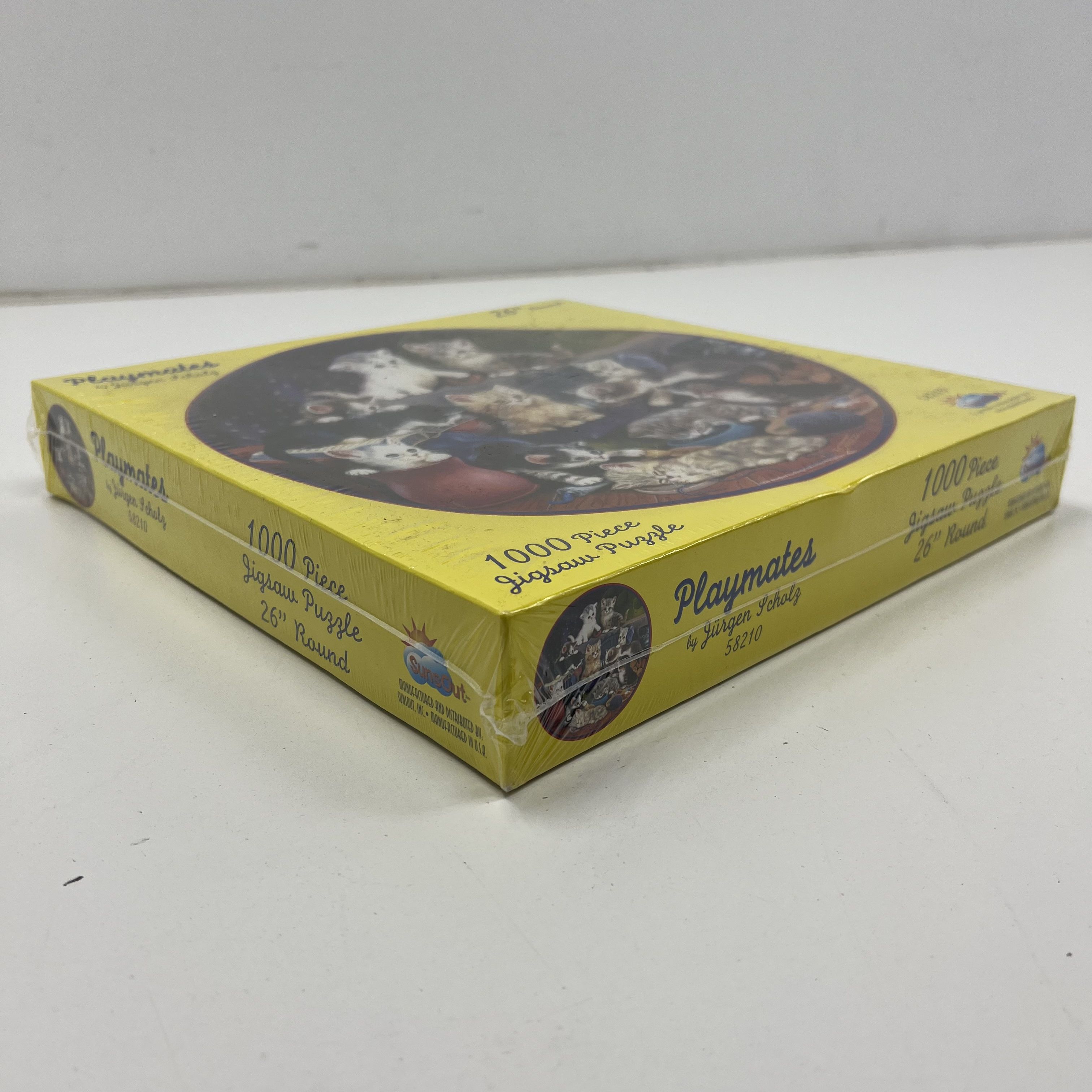 SunsOut Playmates by Jürgen Scholz 1000 Piece Round Puzzle 26" #58210 New Sealed