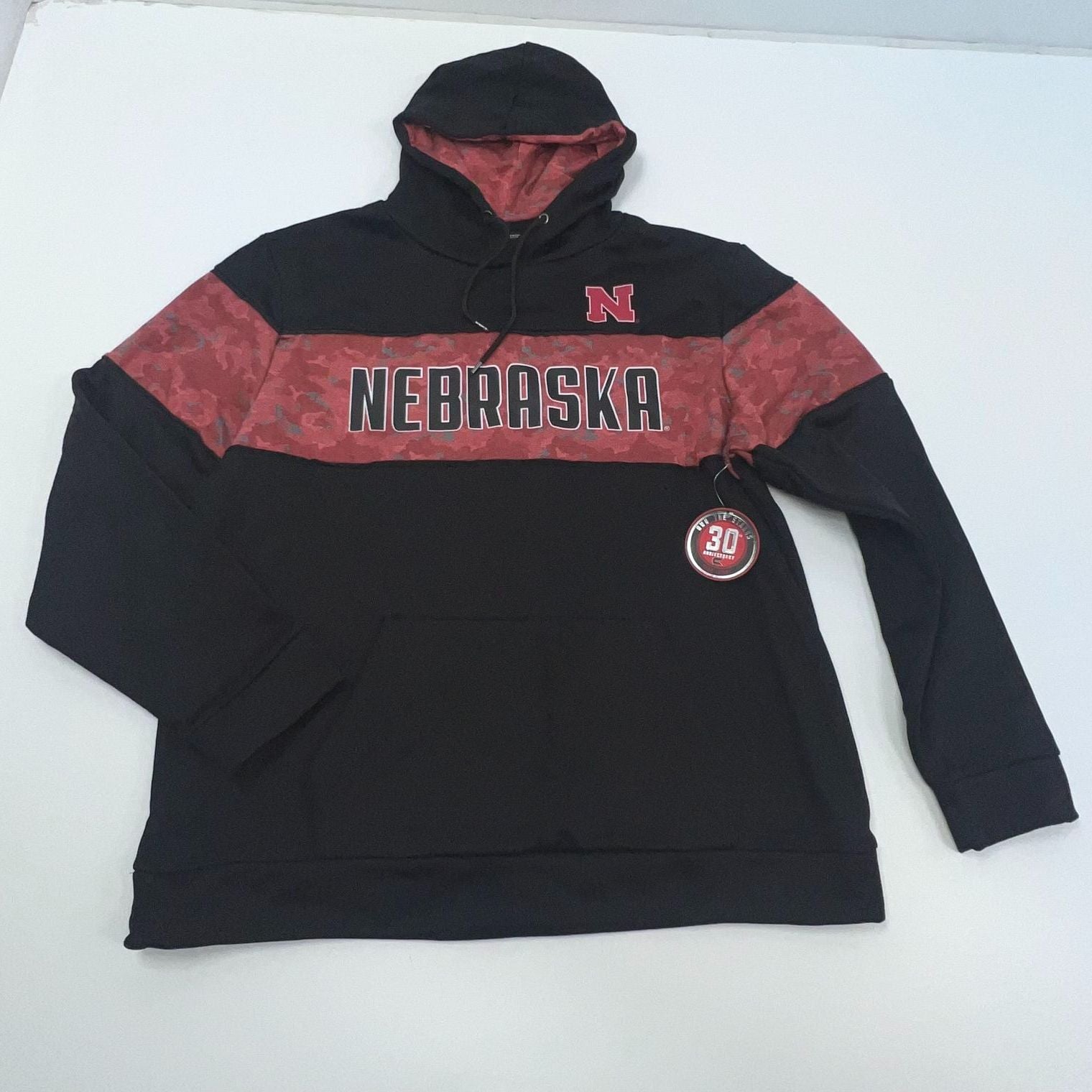 NWT Colosseum Athletics Nebraska Huskers Black Pullover Hoodie Mens XL